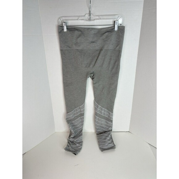 Blanqi Maternity Leggings, Medium, Grey, Stretch Leggings, Striped Legs - Picture 4 of 9